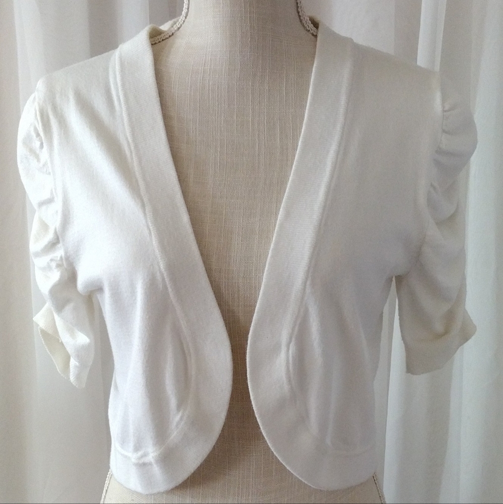 Grace Cropped Sweater. Size S